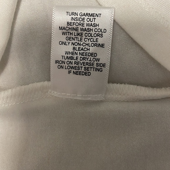 Womens short sleeve Kate & Sam shirt. Stretchy with lace detail flutter sleeves - Picture 6 of 6